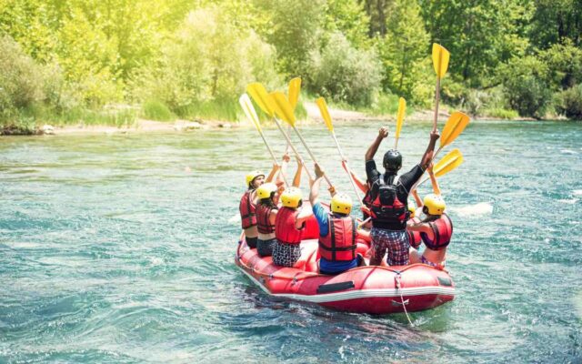 Rafting w Turcji poznaj najlepsze miejsca na przygodę z adrenaliną